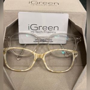 i Green tech glasses ladies 49x15 clear and cream/wood style frame 48x17